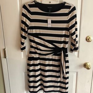 White House Black Market dress w tags